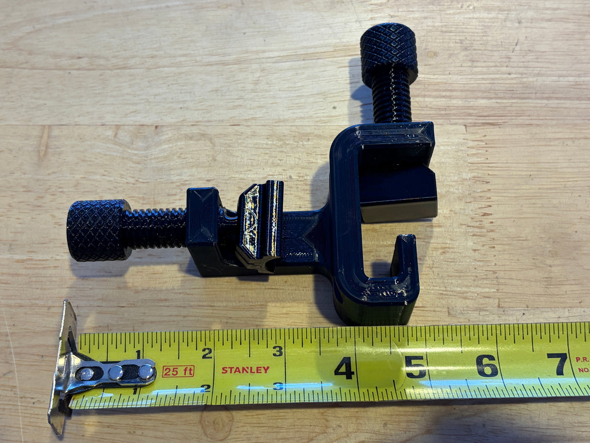 Adjustable Aquarium Water Change Hose Clamp / Holder