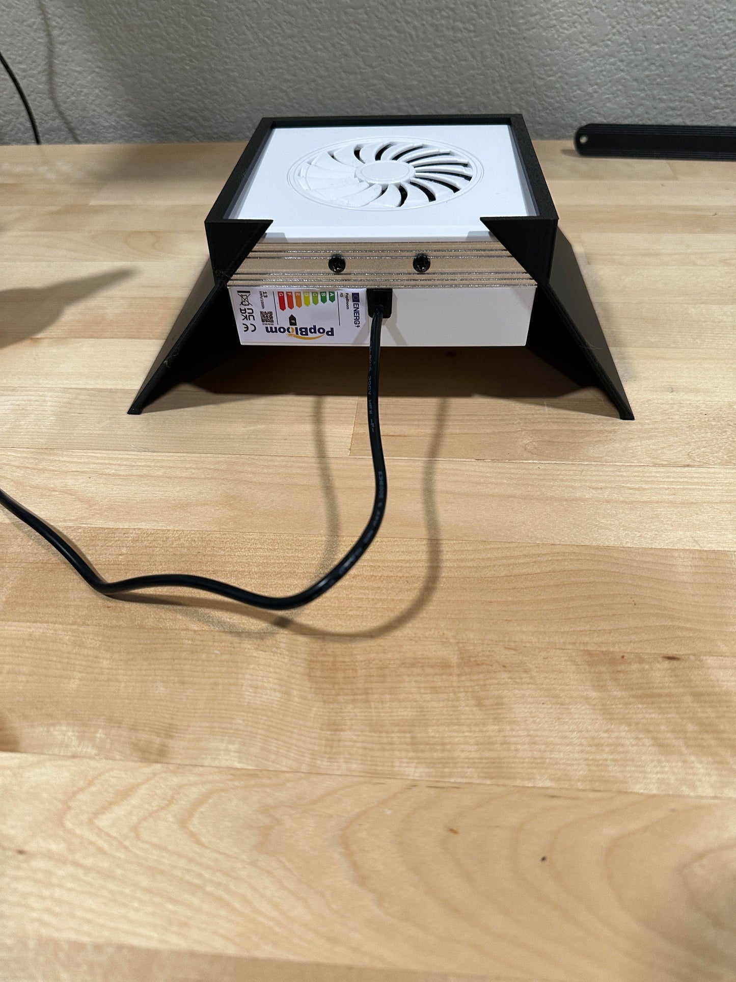 Popbloom RL90 and RS90 light angled light shade