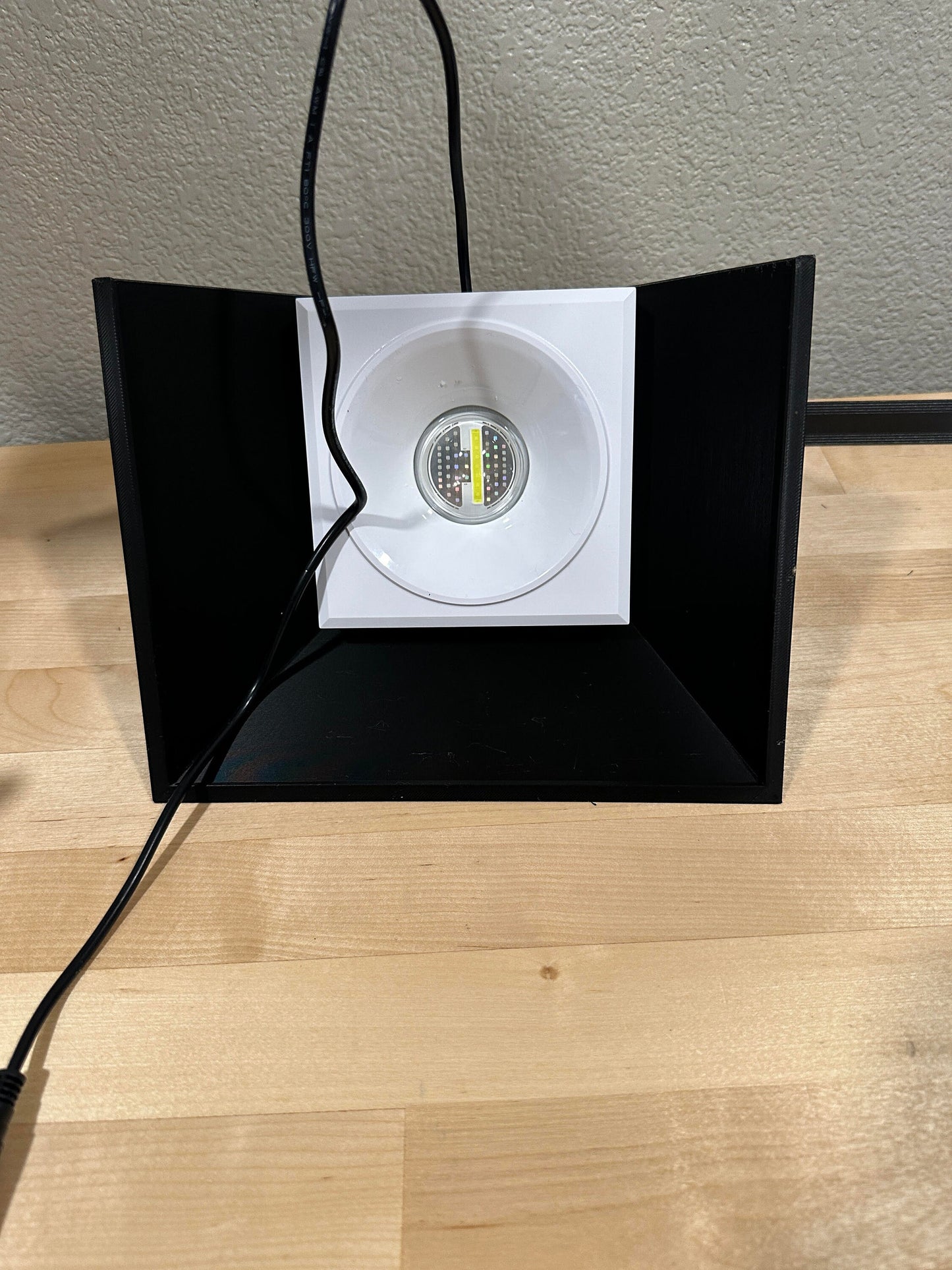 Popbloom RL90 and RS90 light angled light shade