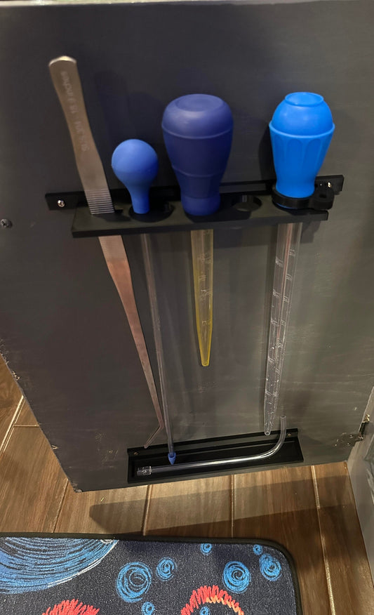 Aquarium tool holder